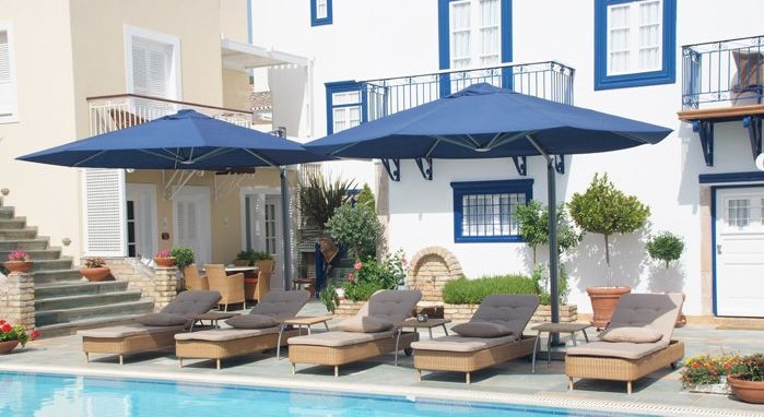 outdoor umbrellas commercial pool