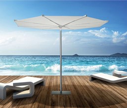reve umbrella in wind
