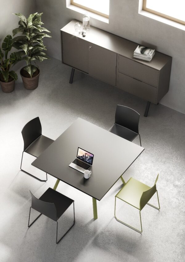 Luna Side Chair