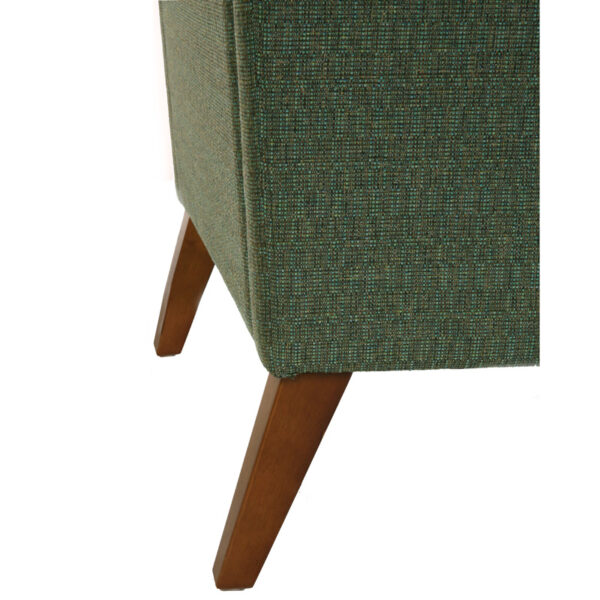 Averie Lounge