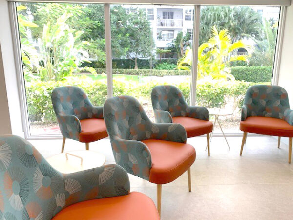 Bloom Lounge Chair