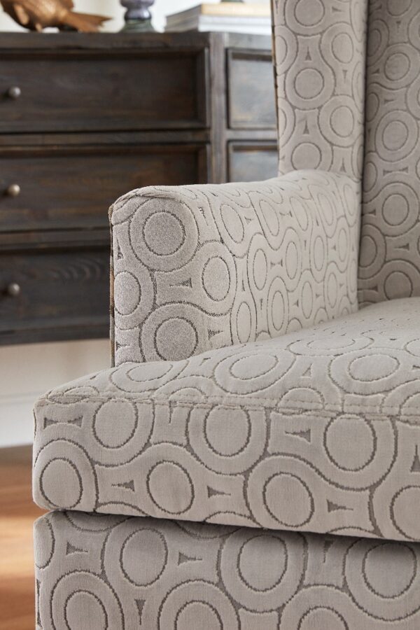 Drake Double Crescent Chest