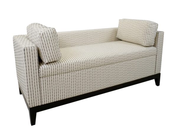 Hollis Bench