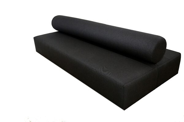 QUEUE OUTDOOR! MEGA BENCH