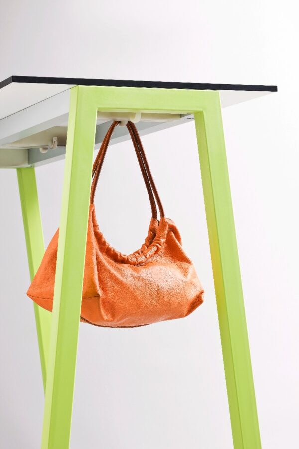 Stand Table